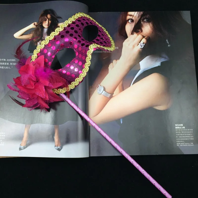 Sequin Flower Hand-Held Mask(8-Color Selectable) Ball Performance Mask Halloween Articles