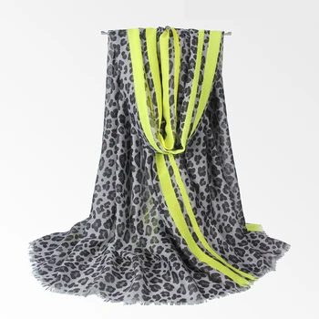 

Leopard Print Scarves 2020 Fashion Scarfs for Ladies Long Women Spring Luxury Hijab Scarf Foulard Femme Stole Shawls and Wraps