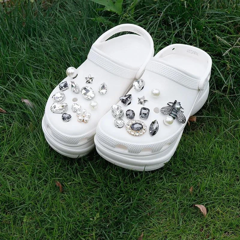 Decoraciones de zapatos para Crocs, sandalias de abeja, abalorios cristal, remaches, cadenas de diamantes de imitación, accesorios para zapatillas, abalorios para zuecos|Decoraciones de - AliExpress