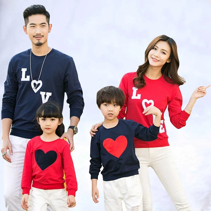 Family Matching Clothes Love Long-Sleeve Cotton T shirts Spring Autumn Family Clothing Family Look mom daughter clothes