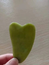 Gua Sha-Rodillo masajeador Facial, herramienta de belleza para el cuidado de la piel, piedra de Jade Kamien, masaje Facial