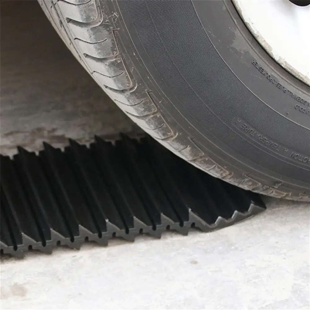Universal Car Wheel Anti Skid Pad Emergency Tire Traction Pad Tire