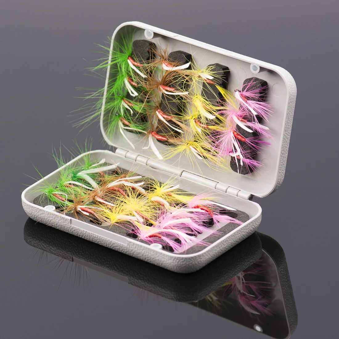 

32pcs Insects Flies Fly Fishing Lures Moth Trout Dry Fly Fishing Baits With Sharpened Crank Hooks Fish Tackle