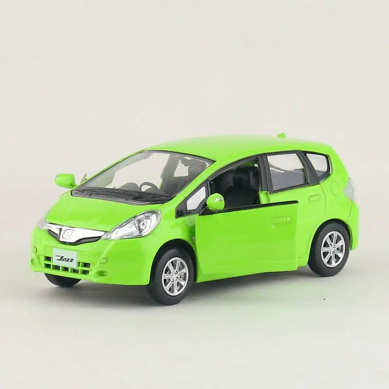 Точная имитация эксклюзивный Diecasts& Toy Vehicles: RMZ city автомобильный Стайлинг Honda Fit Jazz 1:36 литой под давлением автомобиль модель оттяните назад Автомобили