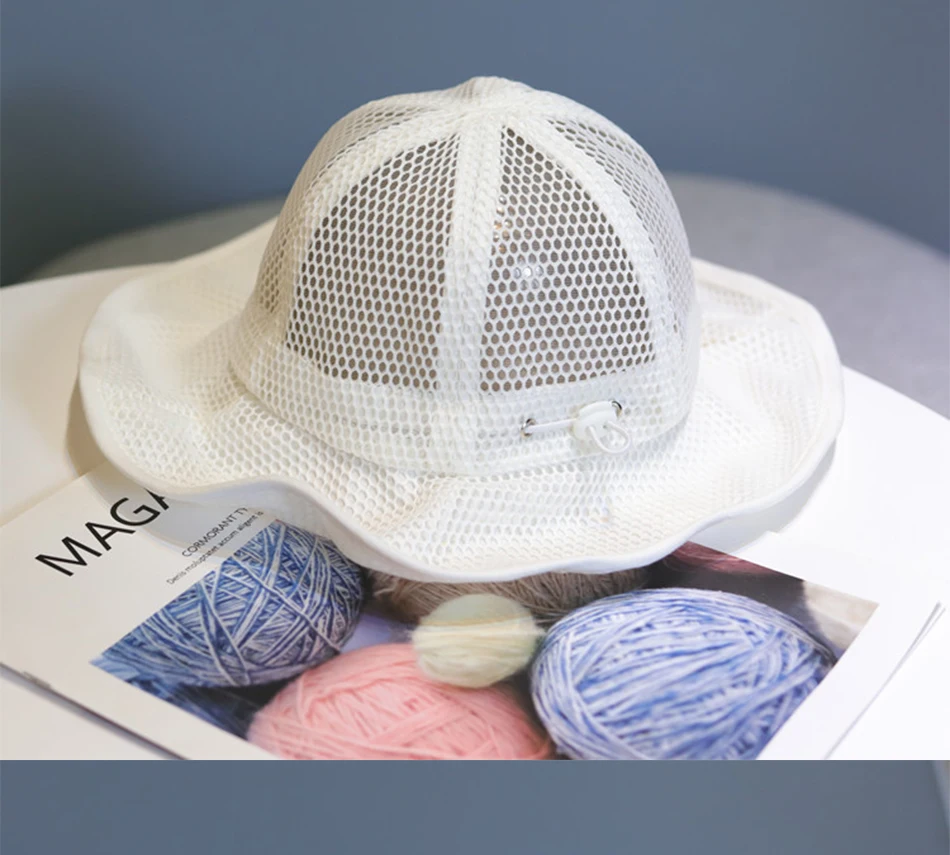 New Children Sunscreen With Net Bucket Hat Girl Solid Color Breathable Sun Hat Summer Boy Outdoor Adjustable Fisherman Hat shake baby's hand