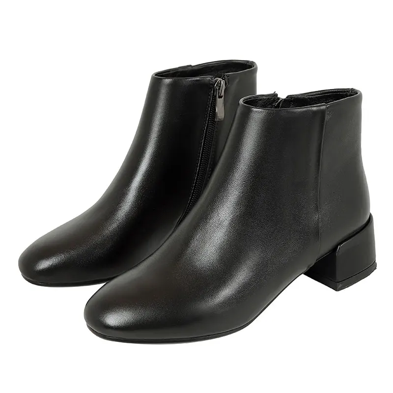 

Winter new leather black ankle boots fashion ankle boots thick with fashion zipper women's shoes