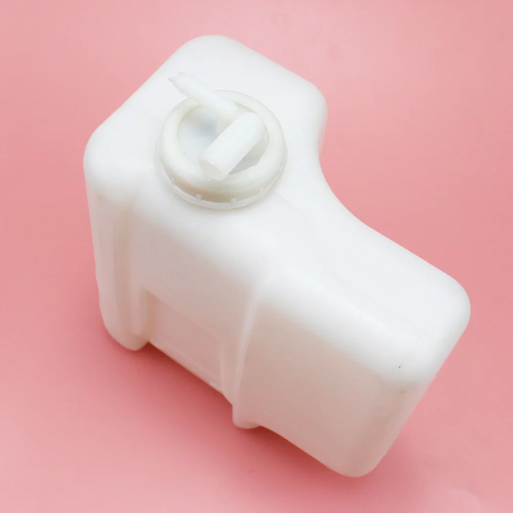 For Mitsubishi Pajero Shogun Montero 2001-2006 Radiator Coolant Reservoir Tank MR404879C