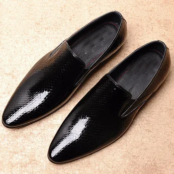 

2019 New Fashion Leather Cow Genuine Men Black Snake Pattern Formal Shoes Office Business Wedding Suit Men Dress Shoes