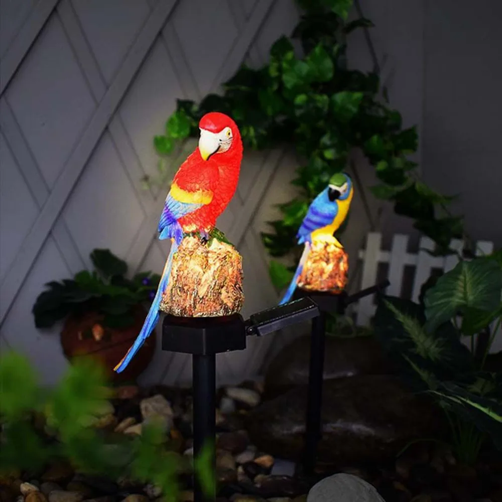 

Handmade Simulation Parrot Creative Feather Lawn Figurine Ornament Animal Bird Garden Bird Prop Decoration
