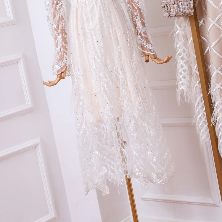 Осень круглый вырез с длинными рукавами кружева украшения из перьев Горячая Алмазная Талия платье женское