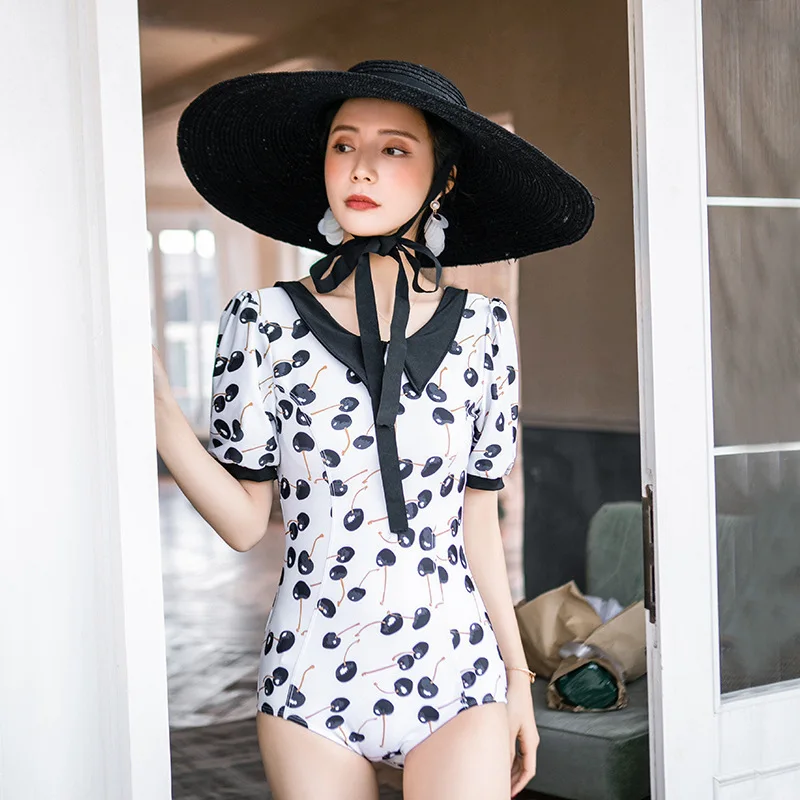 

Swimwear Women One Piece Bathing Clothes Swimsuit 2019 Large Size Suits Woman Short Long Sleeve Print Hot Suit At Polyester
