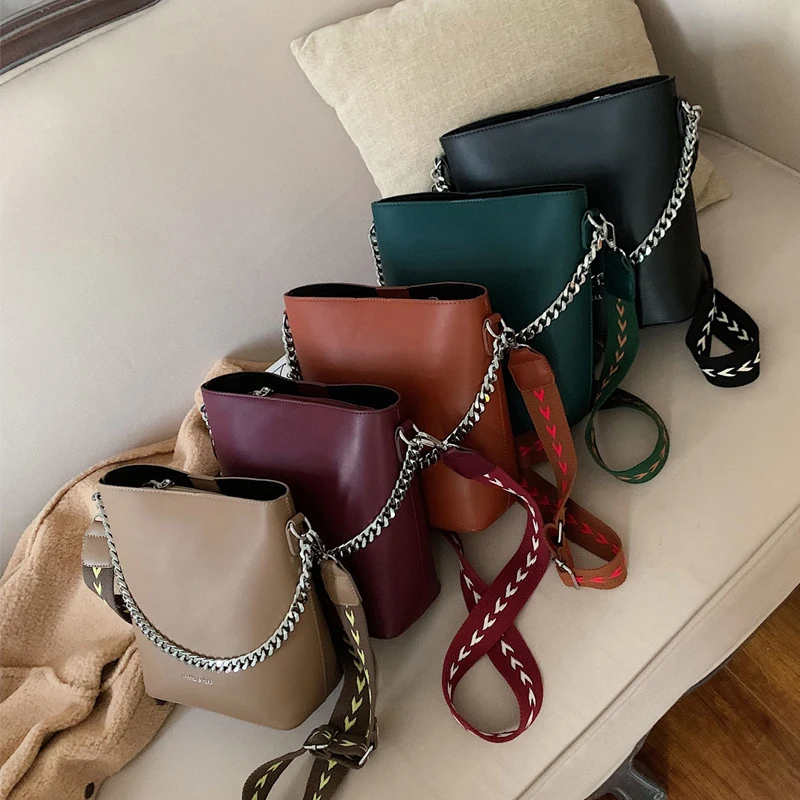 

Bucket Bag Female 2019 New Female Bag Autumn and Winter Messenger Bag Large Capacity Female Broadband Wild Fashion Trendy