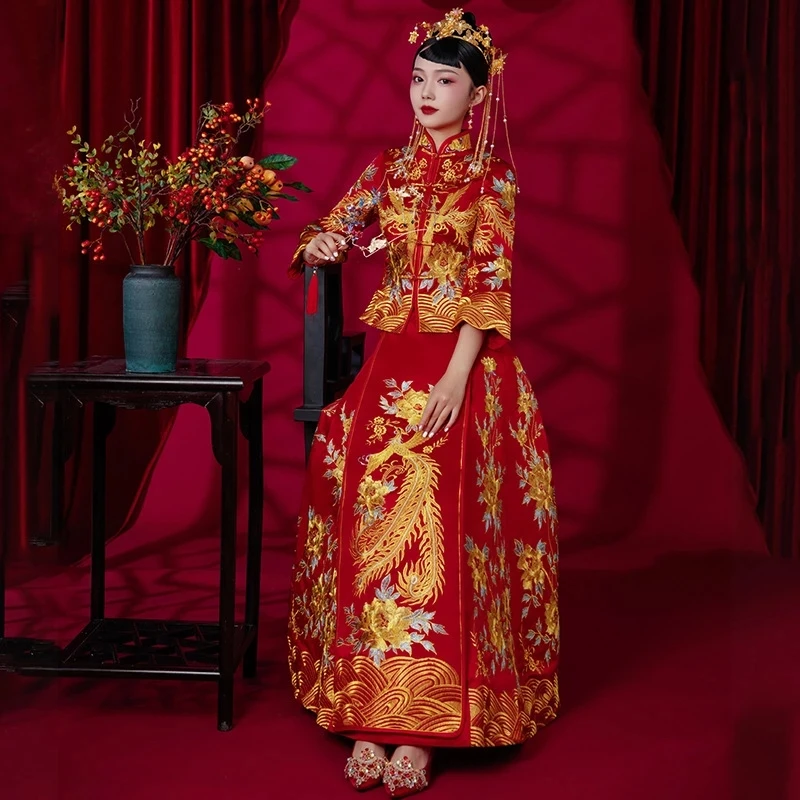 Women-s-Chinese-Outdoor-Dress-Toast-2020-Spring-And-Autumn-New-Bride-Wedding-Dress-Red-Pleated.jpg_Q90.jpg_.webp (2)