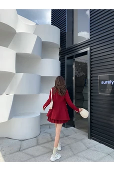 

2020 spring Korean version of the red small suit suit female fashion was high pleated skirt two-piece skirt