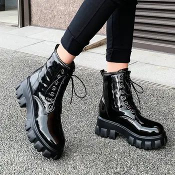 

Spring Autumn Women Boots Fashion Patent Leather Ankle Boots Thick Low Heel Platform Boots Lace Up Winter Plush Shoes Woman