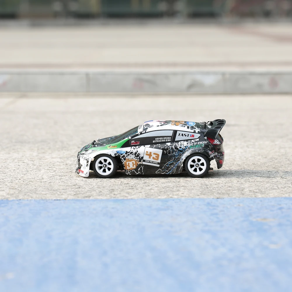 WLtoys K989 RC автомобиль 1/28 RC Дрифт Автомобиль 2,4 г 30 км/ч высокая скорость RC автомобиль 4WD RC гоночный автомобиль RC Спортивные Гонки Дрифт автомобили игрушки для мальчиков