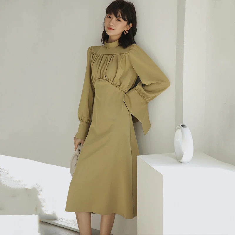 

LANMREM Khaki Long Sleeve Stand Collar Ribbon Pleated Waist Loose Woman Dress Sweet Casual Simple Fashion 2019 Autumn New TV976