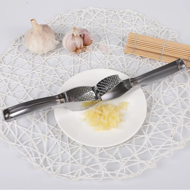 

Zinc Alloy Garlic Press Household Multi-functional Garlic Press Creative Kitchen Manual Meshed Garlic Device Wholesale