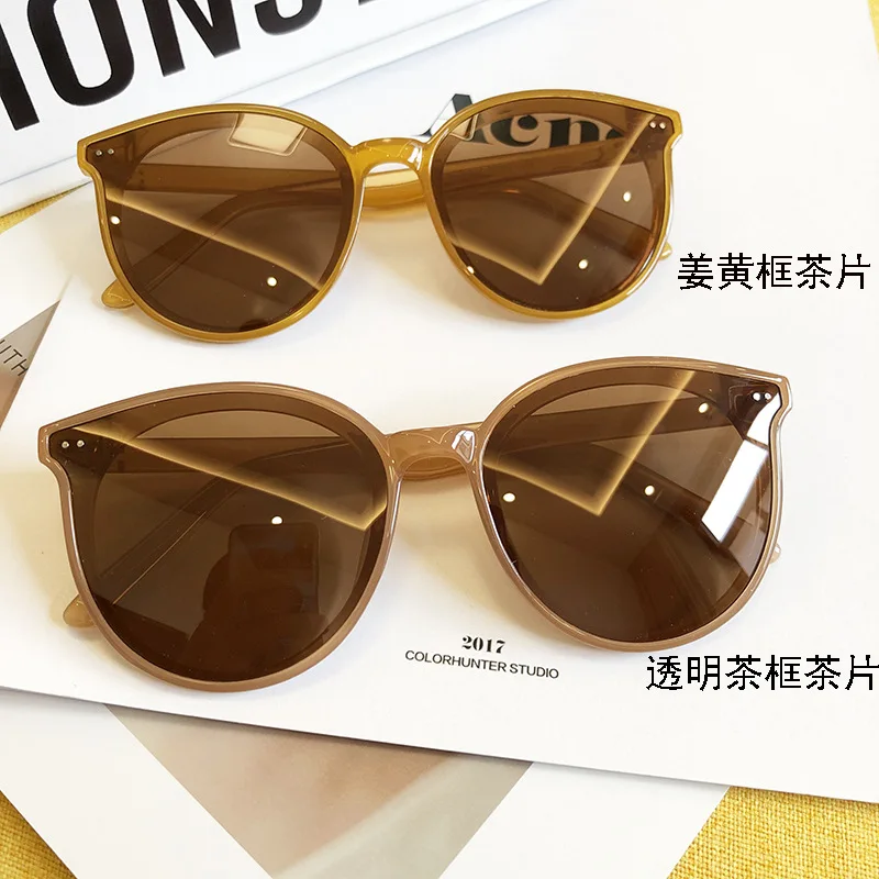 12845450954_1820445784