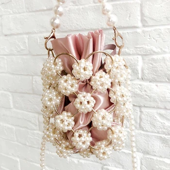 

Hollow Out Pearl Handbgs Women New Luxury Small Beaded Pearl Clutch Purses And Handbags Ladies Woven Shoulder Bag Wedding Party