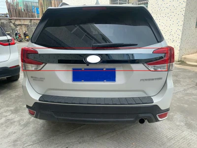 Для Subaru Forester SK декоративные аксессуары Задняя Крышка багажника из нержавеющей стали - Цвет: Black mirror