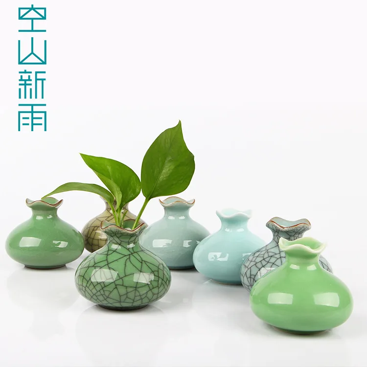 

Longquan Celadon Mini Small Vase Creative Handmade Ceramic Home Decoration Ceramic Zen Flower Arrangement Vase Customizable
