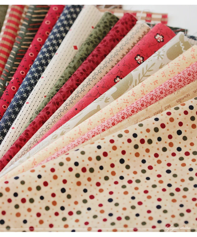 Хлопковая ткань для пэчворка клубки. Наборы тканей для лоскутного шитья. Ткань в горошек. Ткани для пэчворка. Материал с принтом для шитья.