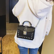 Для женщин через плечо с заклепками, экстравагантные сумки-мессенджеры через одно плечо Маленькая квадратная сумка в Корейском стиле сумки через плечо для Для женщин# T2