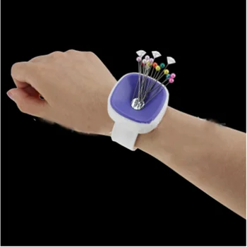

Sewing Storage Box Plastic Wrist Magnetic Sewing Kit Set Tool DIY Knitting Bag Portable Hand Sewing Needles Pin Cushion MZL140