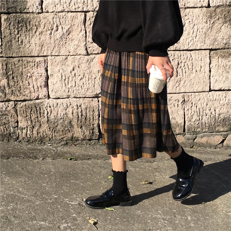New Arrival Autumn Winter Preppy Harajuku Vintage Pleated Plaid Skirt Loose Quality Female Long Skirt DV55