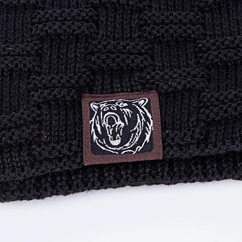 Hats Tide Knitting Wool Hat Winter Increase Down Keep Warm Black Bear Small Mark Pullover Man Outdoors Hat Wm052