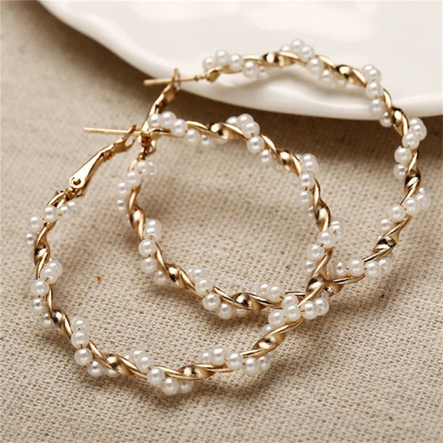 

Unique Twisted Oversize Pearl Hoop Earrings For Women Girls Geometric Big Earrings Simple Statement Earrings Wedding Jewelry