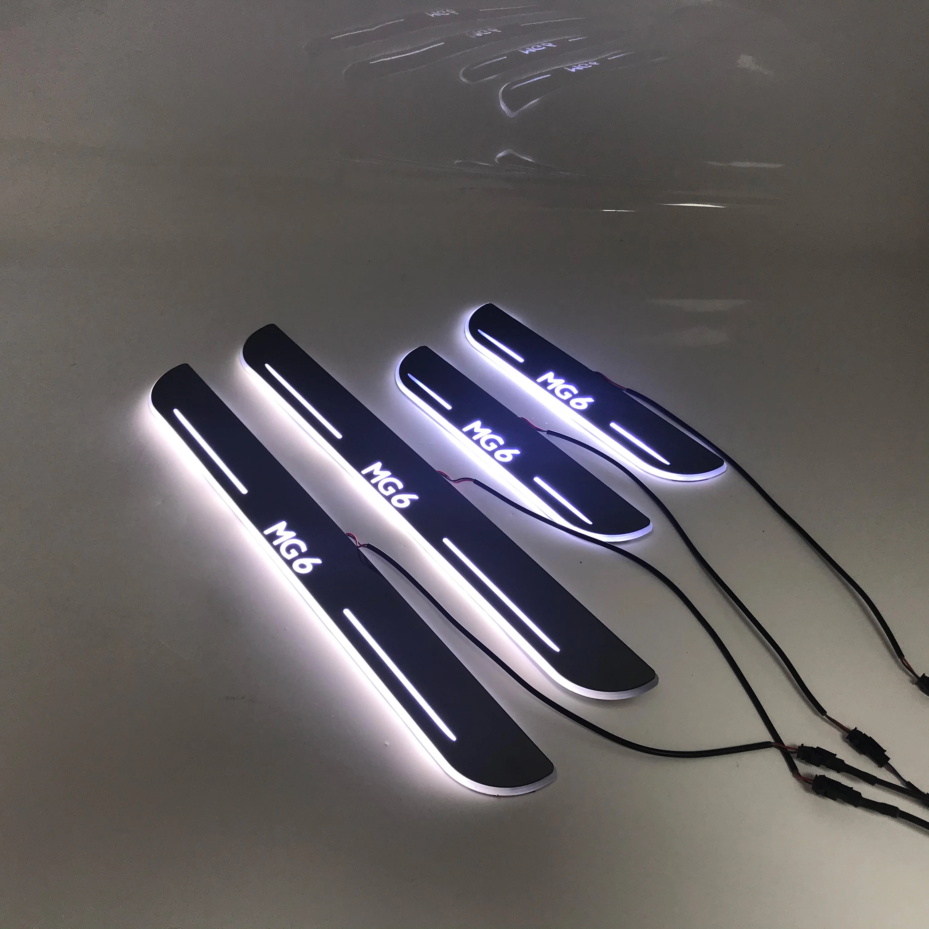 

Led moving door scuff forNobility MG6 special-purpose ynamic door sill plate welcome lamp lining overlay Flow/fixed light