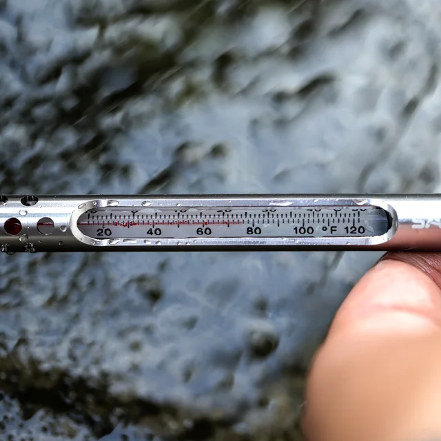 Термометр SAMSFX для рыбалки, устройство для измерения температуры воды в потоке, для ловли нахлыстом, с карабином и аксессуарами 6
