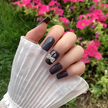 

24pcs Mid-length Square Head Bowknot Decor Fake Nails Women Wearable Finished Fingernail Patches Suitable Girls Decor TY