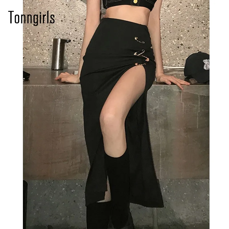 

Tonngirls High Street Style Pin Decorative Slim Half Skirt High Waist Sexy Split Hip Skirt For Women Streetwear Ladies Skirts