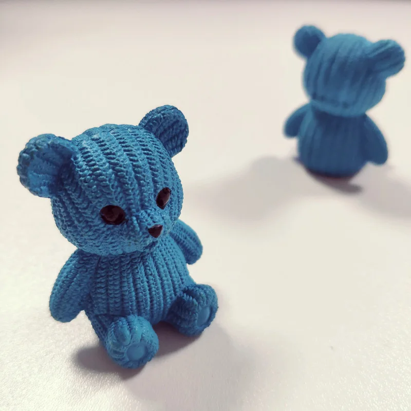 Мини милый медвежонок из смолы, фигурка из мультфильма, животное, медведь, модель, фигурка, коллекция игрушек, кукла, игрушка, подарок для fguurines, домашний декор - Цвет: Blue