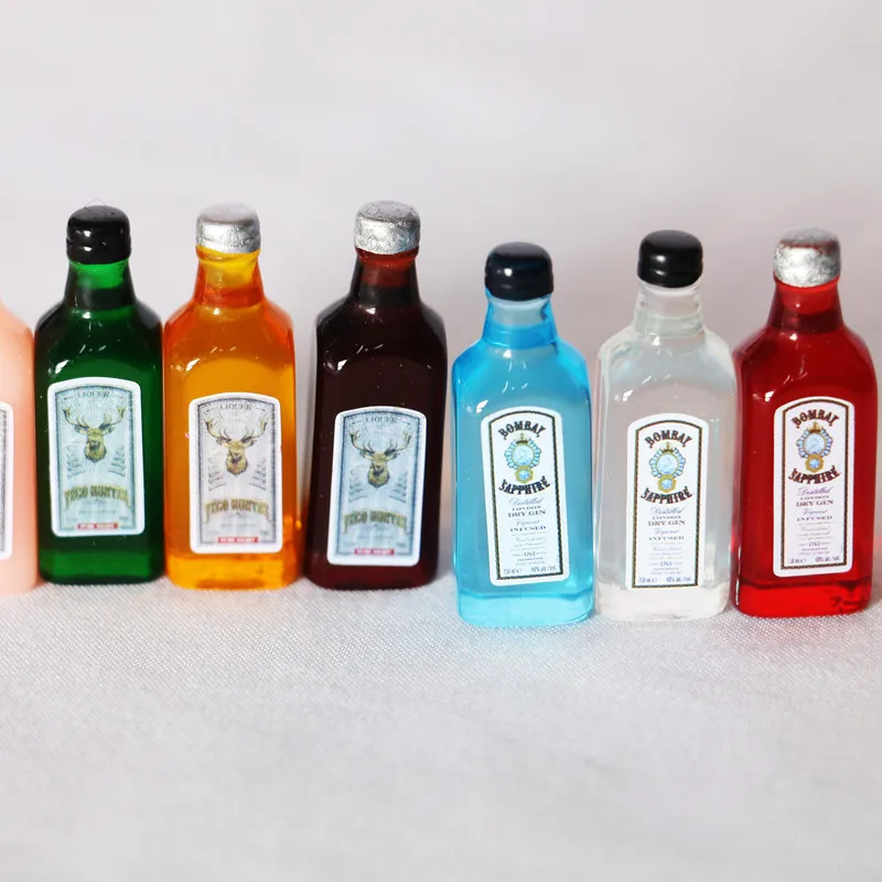 1/12 Scale Mini Liqueur Wine Bottle Model Pretend Doll Drink Miniature Dollhouse Food for Barbies Blyth Doll House Kitchen Toy