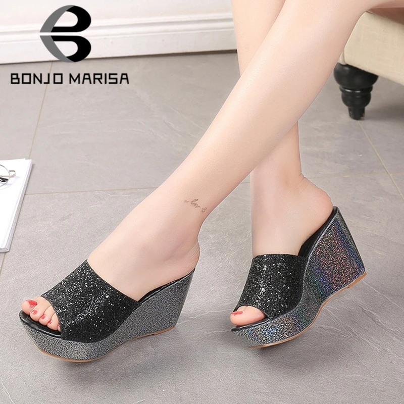BONJOMARISA/Размеры 35-39, женские летние модные шлепанцы на высоком каблуке, высокие танкетки на платформе шлепанцы г. Женская пляжная обувь с украшениями
