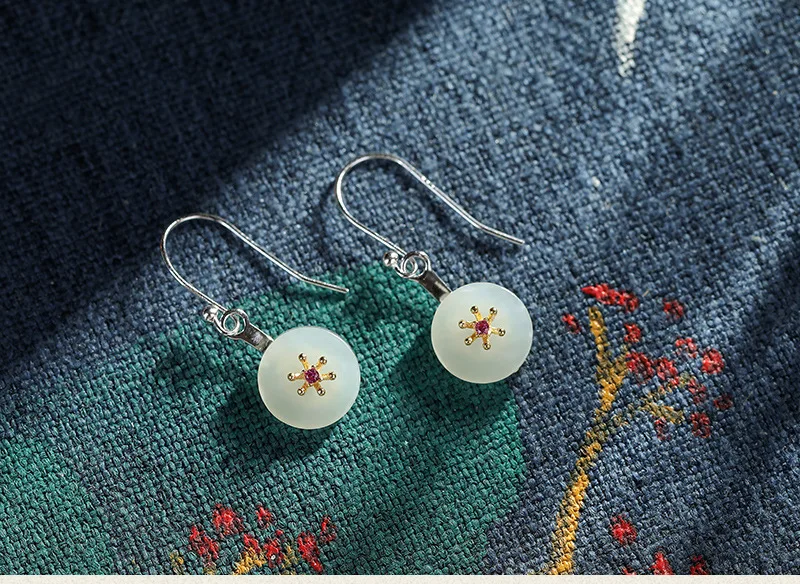 11831486876_1902280686