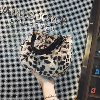 

Furry bag women 2019 autumn and winter single shoulder slung portable cute plush bag bucket bag winter women's bag tide