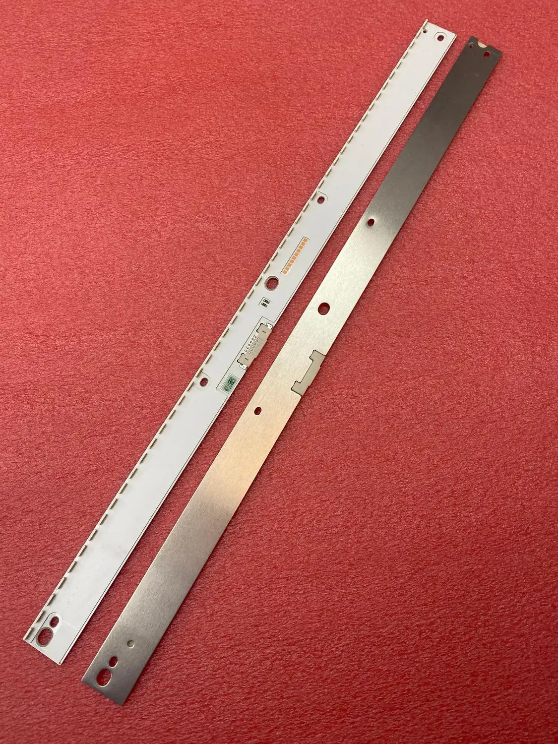 Luz de Fundo para Samsung Tira Conduzida Ue43ku6659 Ue43ku6500u Ue43ku6400 Un43ku7500 Bn96-39676a 39677a 39678a 39679a 2 Pcs Ue43ku6655 - Image 4