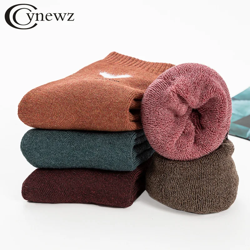 

Winter Women Socks Cotton Keep Warm Thicken Therma Embroidery Heart Women's Crew Socks Comfortable Autumn Female Knitted Socks