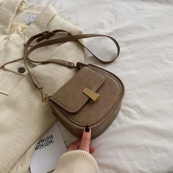 

Jin Mantang fashion Messenger bag ladies semi-circular cover leather PU female bag fashion shoulder bag stone pattern saddle bag