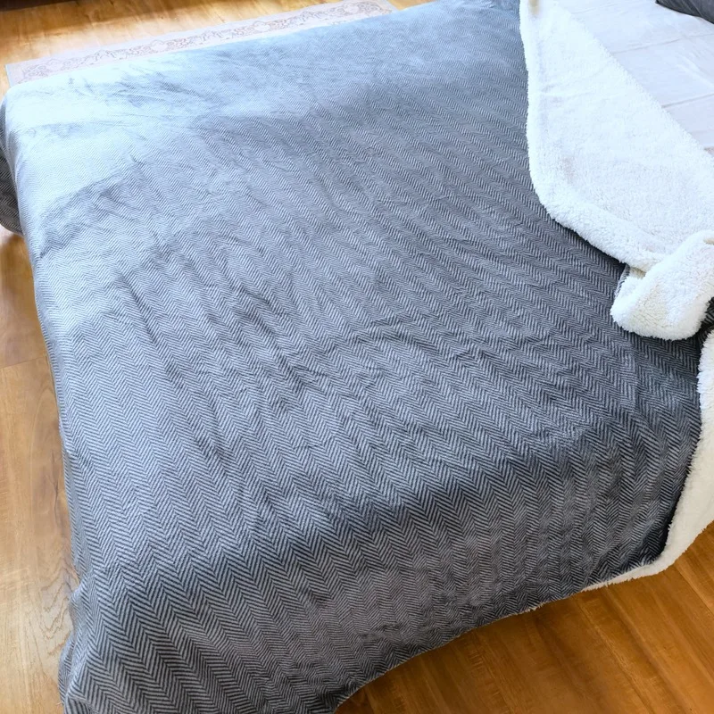 

Lamb cashmere Quilt cover Plush thickened double-sided blanket autumn and winter nap blanket student mattress cover