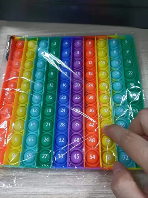 Montessori Big Size Push it 100 Bubbles Kids Toys Baby Math Arithmetic 9x9 Multiplication Table Teaching Aids Educational Toys 3