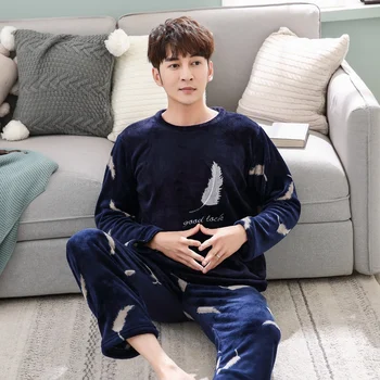 

New Autumn Winter Men's Fannal Pajamas 2 Pcs Set Long-sleeved Thickened Plus Fleece Youth Pigiama Uomo Flannel Home Service Suit