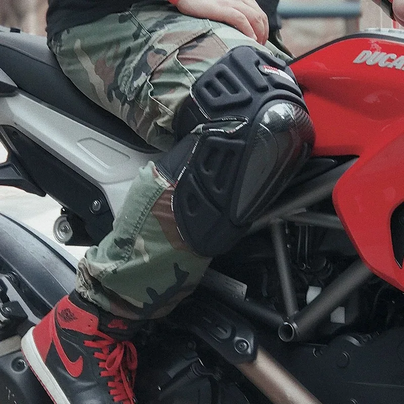 Moto rcycle наколенники из углеродного волокна для гоночных гонок, защитные наколенники для внедорожных гонок, защитные наколенники для мужчин и женщин
