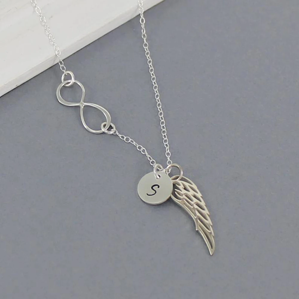 

FYW Personalized Letter Name Wing Mother Women Necklace Silver Color Round Tag Name Necklace Custom Angel Wing Women Jewelry