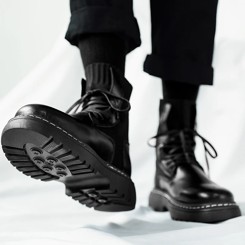 2021 New Leather Socks Men's Ankle Boots Sports Shoes Autumn and Winter Retro Classic Men's Casual Motorcycle Shoes